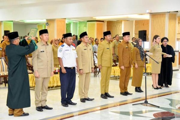 Gubernur Rotasi dan Lantik 7 Pejabat Eselon III, Diharapkan Bekerja Sebaik-baiknya untuk Kesejahteraan Rakyat Sumut