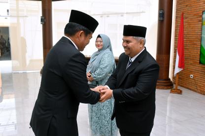 Pj Gubernur Lantik Wakil Ketua III Baznas Sumut
