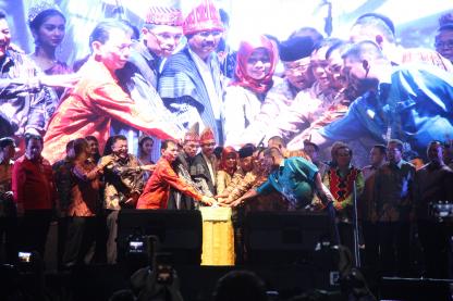 Gubsu Membuka Pekan Raya Sumatera Utara Ke - 46 Tahun 2017 