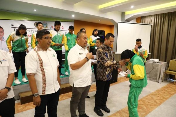 Pencanangan Bhakti Sosial TNI-KB-Kesehatan, Wagub Imbau Bupati/Walikota Prioritaskan Program Kependudukan