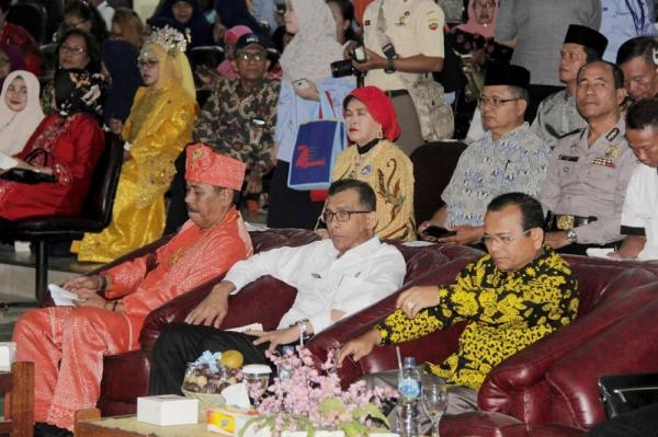 Hadiri Peringatan HUT Radio Republik Indonesia (RRI)  Ke  74 Tahun 2019