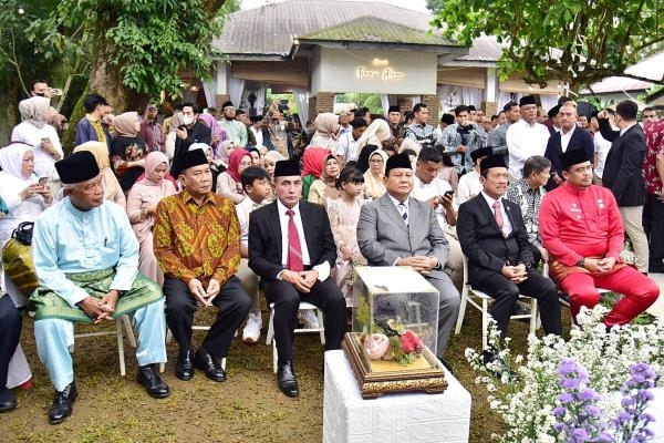  Hadir Bersama Prabowo pada Pernikahan Dahnil Anzar Simanjuntak, Gubernur Sumut Edy Rahmayadi Doakan Pengantin Langgeng