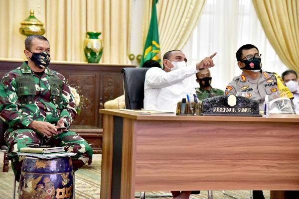 Gubernur Edy Laporkan Kendala di Pelabuhan Kuala Tanjung ke Luhut