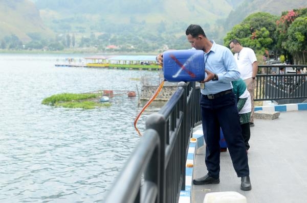 Dinas LHK Pemprov Sumut Kampanyekan Ekoenzim untuk Tingkatkan Kualitas Air Danau Toba
