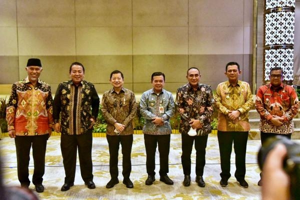 Gubernur Edy Rahmayadi Sampaikan 10 Usulan Proyek Prioritas Sumut ke Menteri PPN