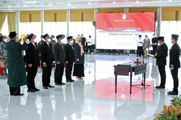 Lantik Anggota Komisi Informasi Provinsi Sumut, Gubernur Edy Rahmayadi Tekankan Tiga Hal Ini