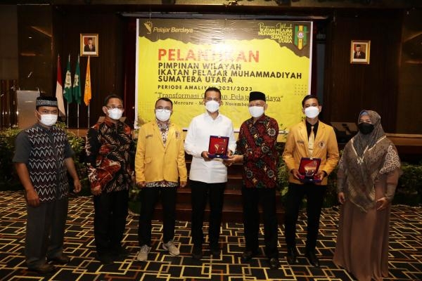 Hadiri Pelantikan PW IPM Sumut, Musa Rajekshah Ingatkan Pelajar Ikuti Transformasi Digital